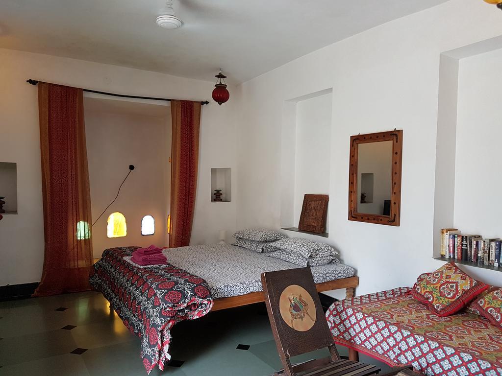 Silver Moon Haveli Udaipur Exterior photo